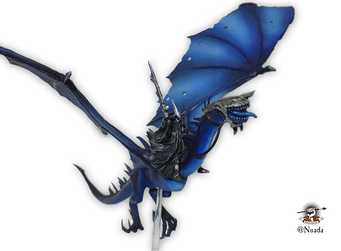 Nuada-Defi-monochrome-Dragon-bleu